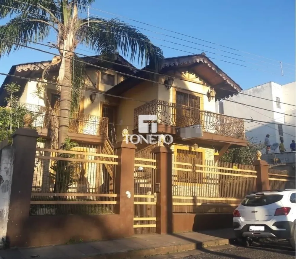 Sobrado, 4 quartos, 376 m² - Foto 1