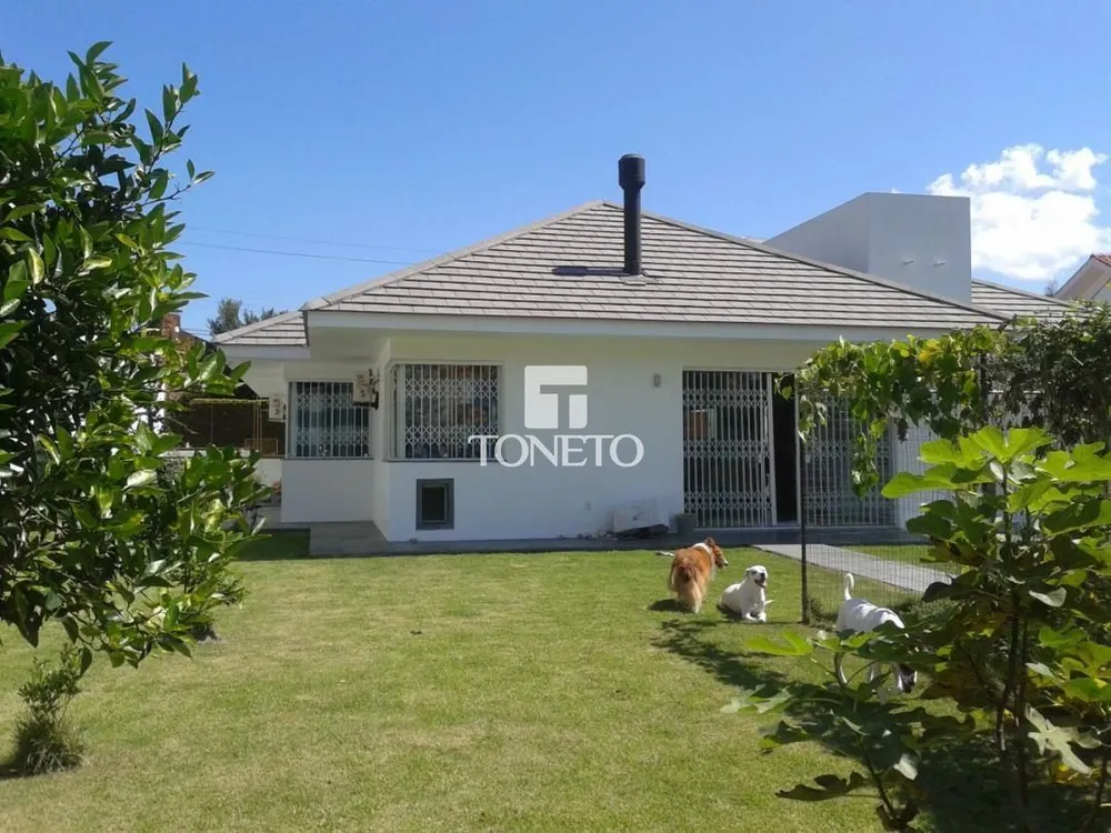 Casa, 3 quartos, 216 m² - Foto 3