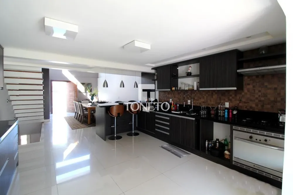 Casa, 4 quartos, 600 m² - Foto 3