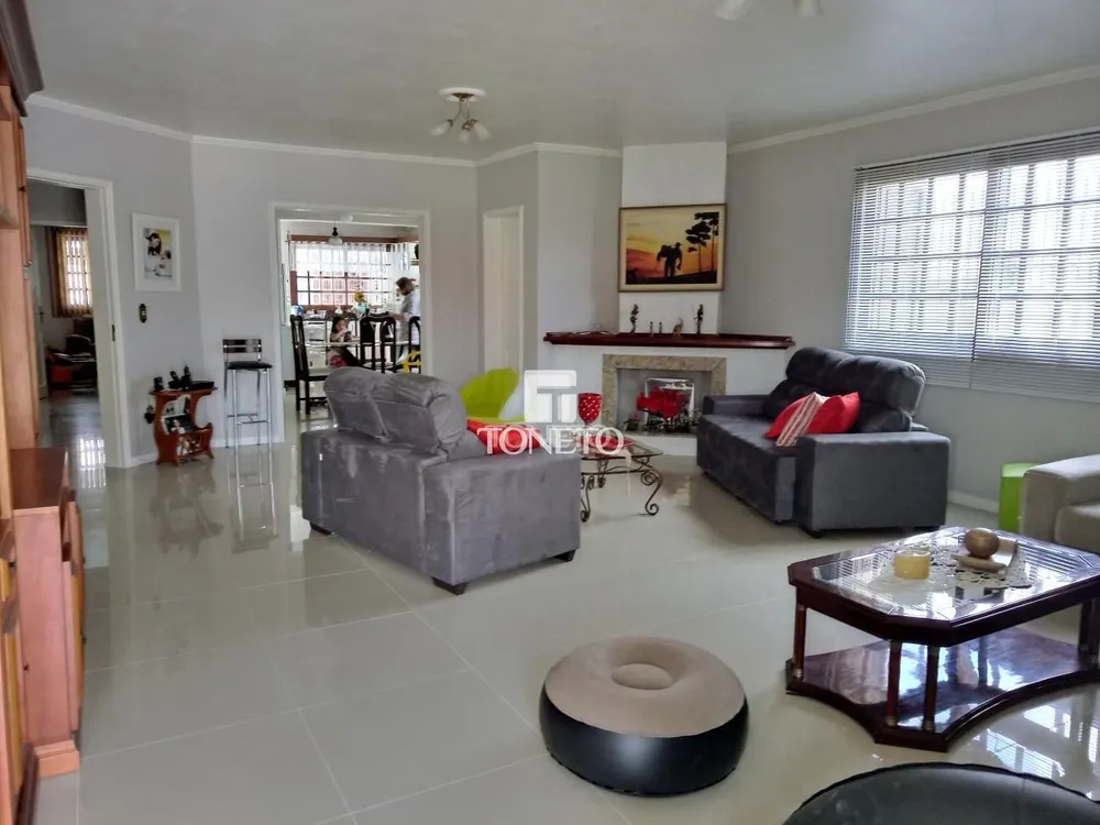 Casa, 4 quartos, 354 m² - Foto 1