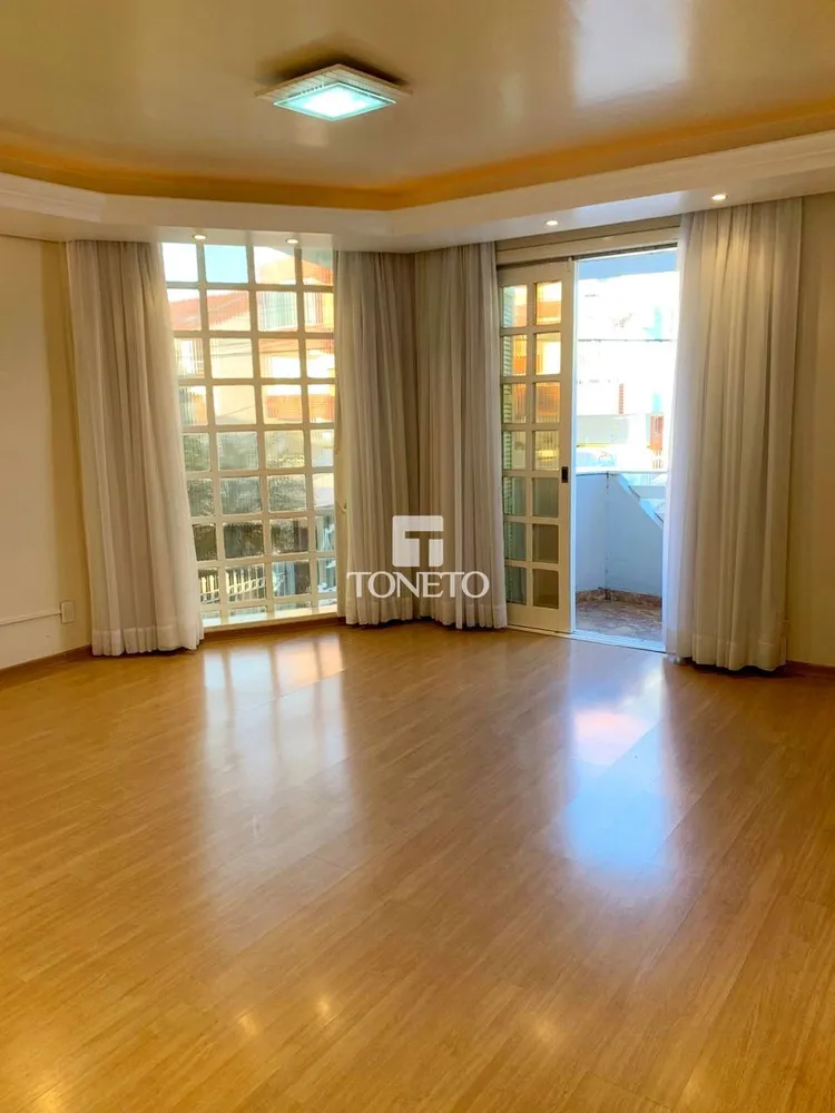 Casa, 5 quartos, 225 m² - Foto 3