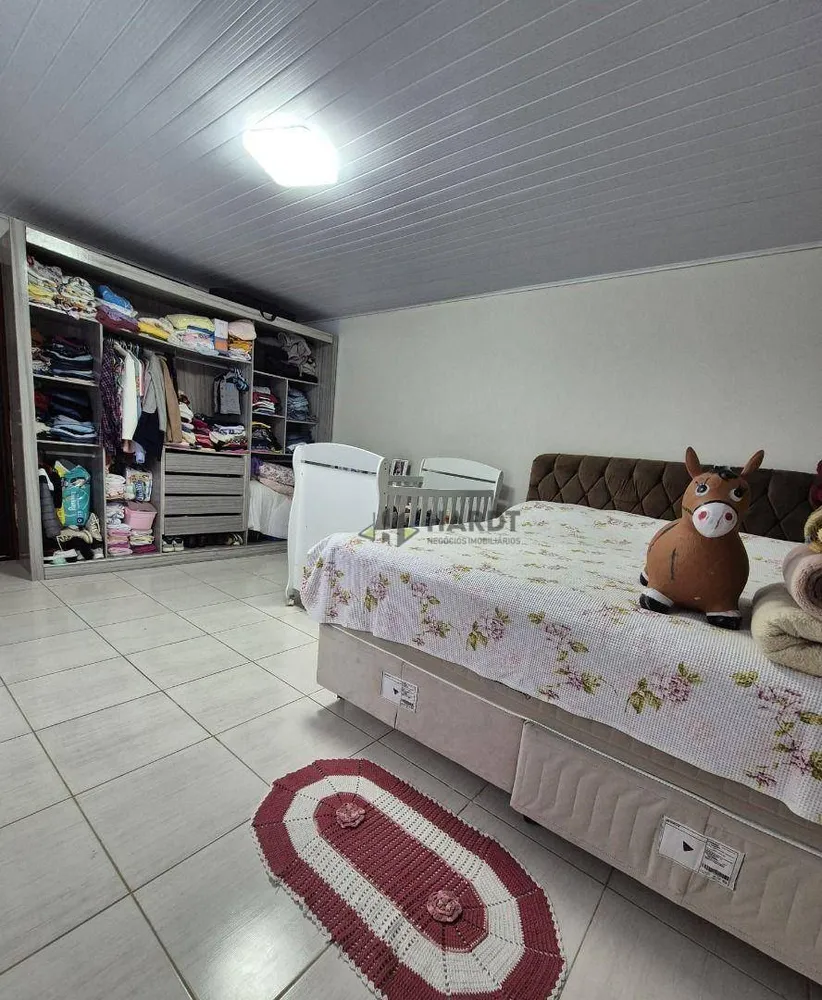 Casa, 4 quartos, 250 m² - Foto 2