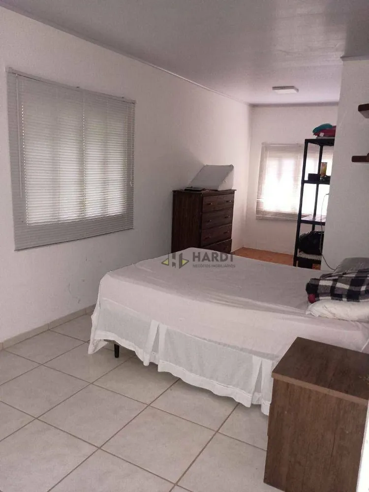 Chácara, 6 quartos, 4000 m² - Foto 11
