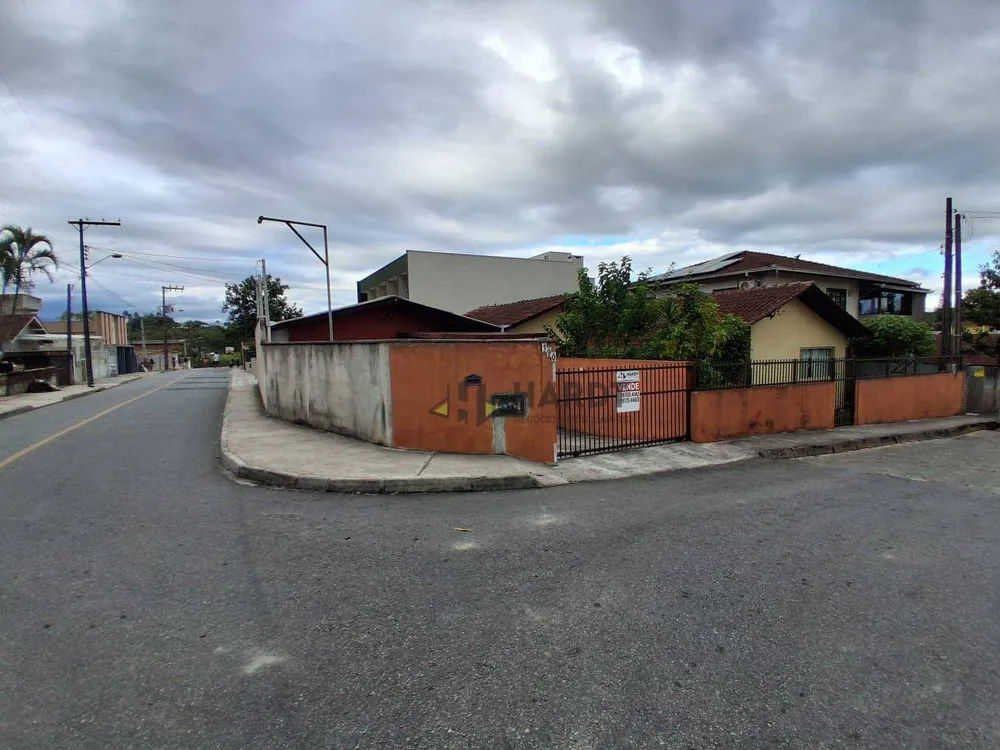 Casa, 3 quartos, 187 m² - Foto 2