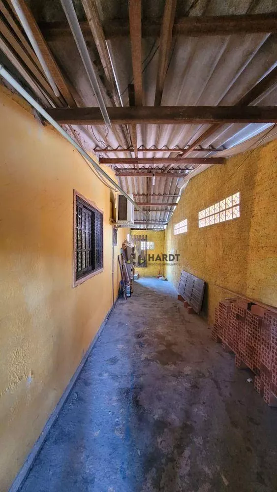 Casa à venda com 4 quartos, 150m² - Foto 10