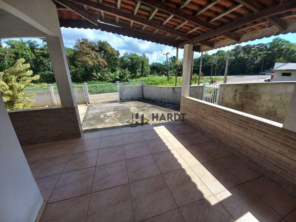 Casa à venda com 2 quartos, 165m² - Foto 1