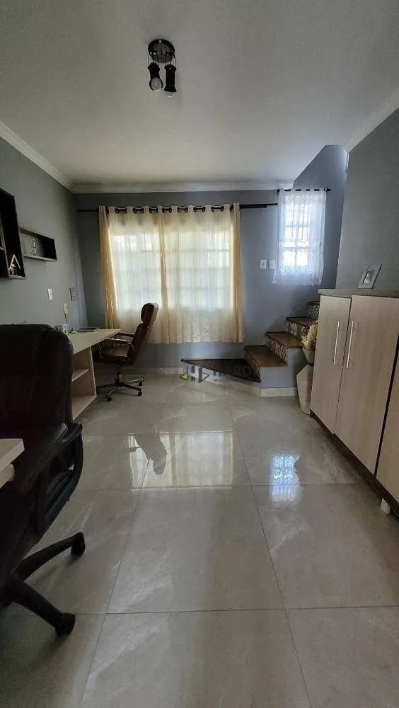 Casa à venda com 5 quartos, 380m² - Foto 9