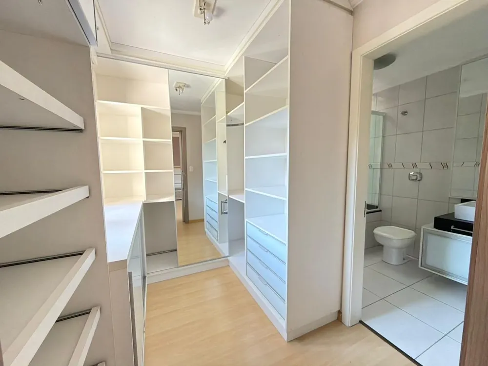 Casa, 3 quartos, 223 m² - Foto 5