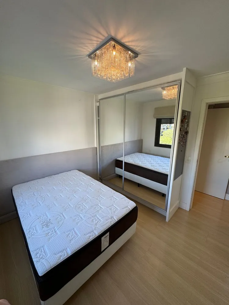 Apartamento, 3 quartos, 130 m² - Foto 2