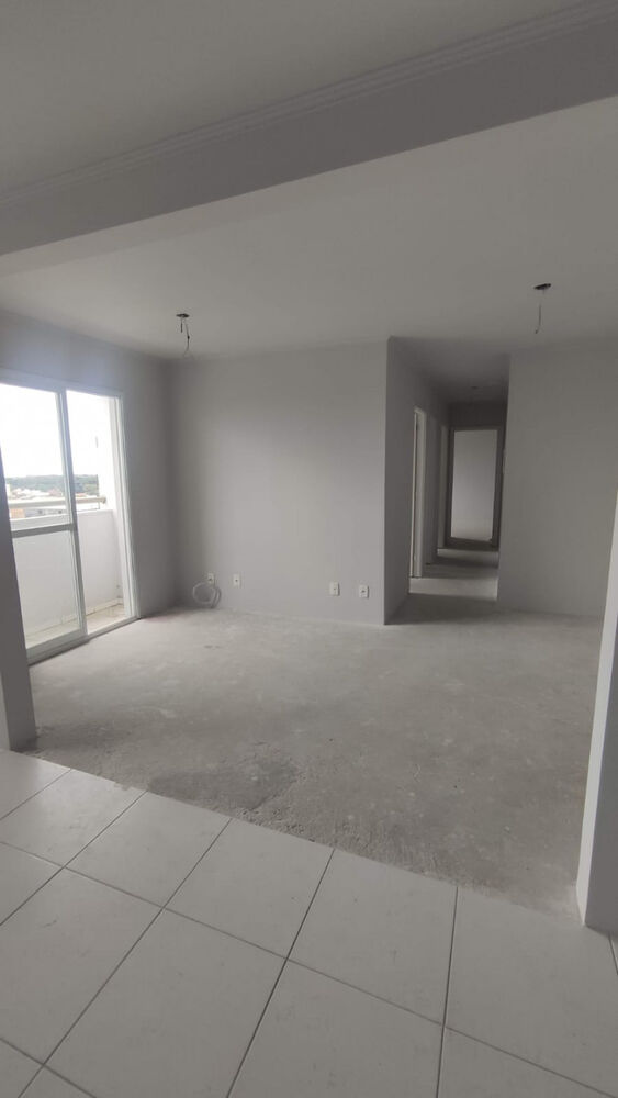 Apartamento à venda com 3 quartos, 80m² - Foto 1