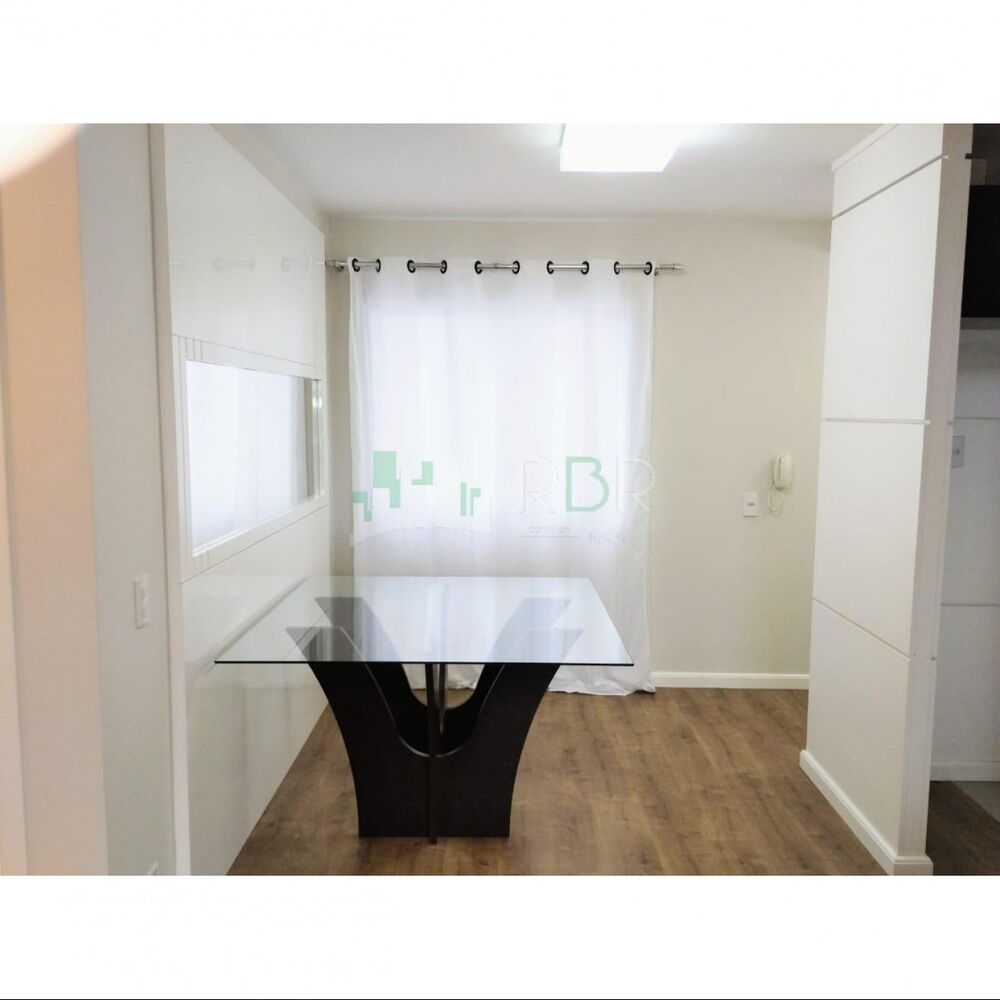 Apartamento à venda com 2 quartos, 67m² - Foto 4