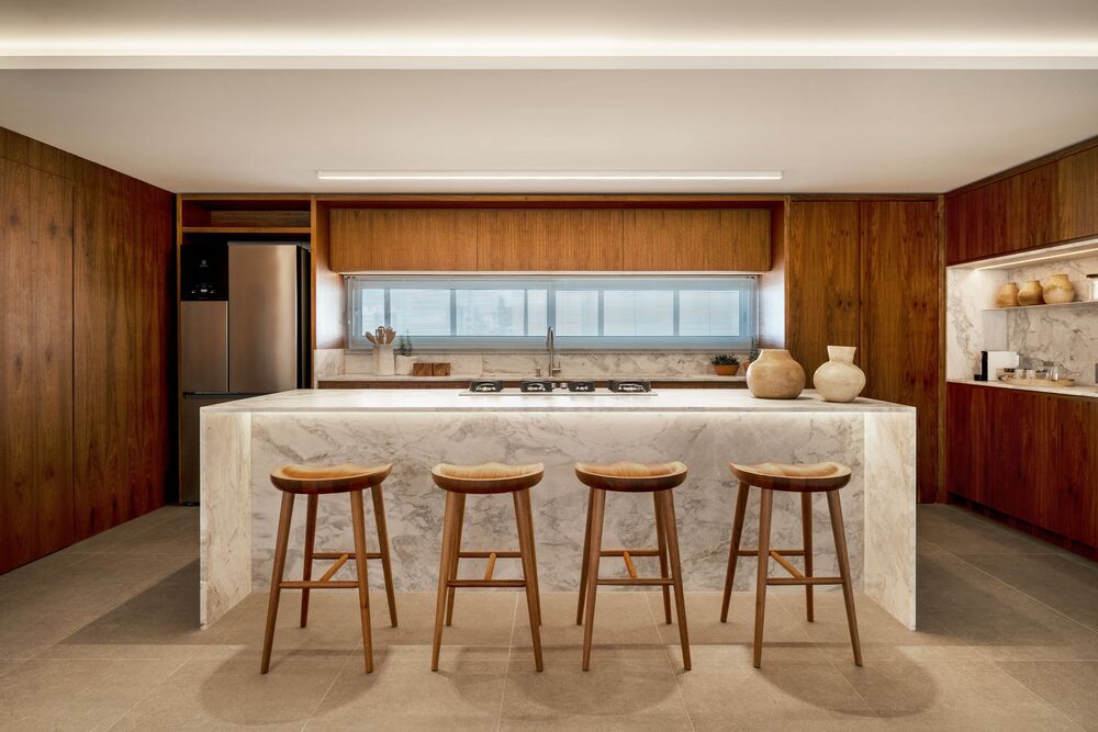 Apartamento à venda com 3 quartos, 156m² - Foto 9