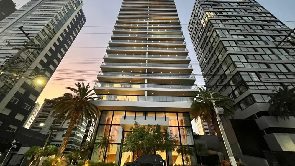Apartamento, 4 quartos, 215 m² - Foto 1