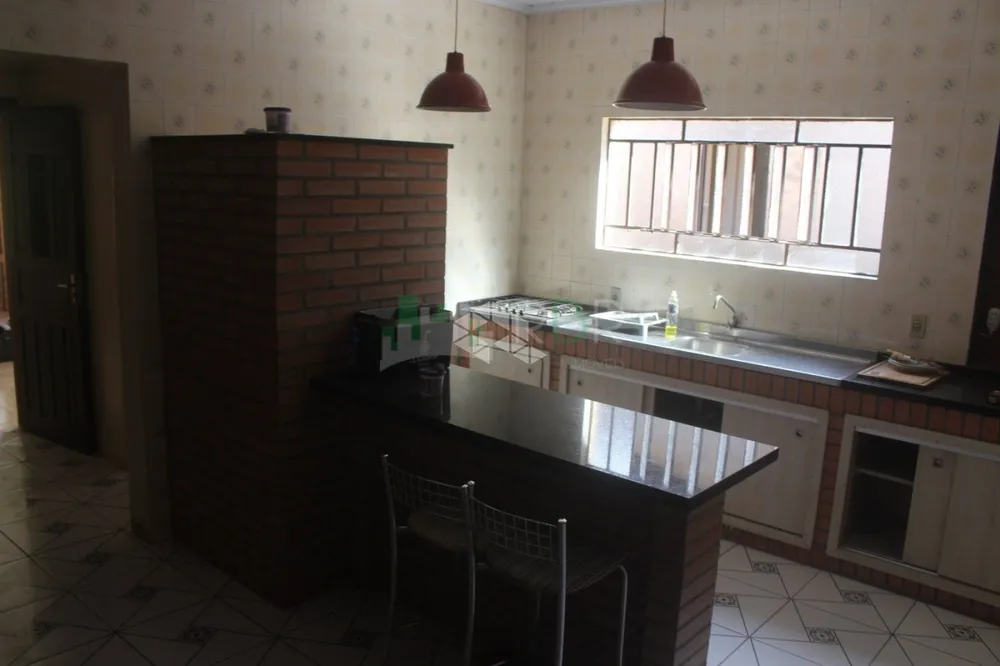 Casa, 3 quartos, 107 m² - Foto 2