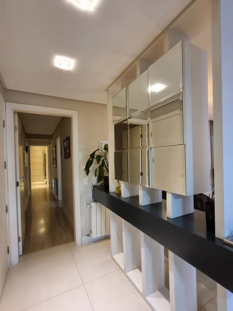 Apartamento, 3 quartos, 141 m² - Foto 2
