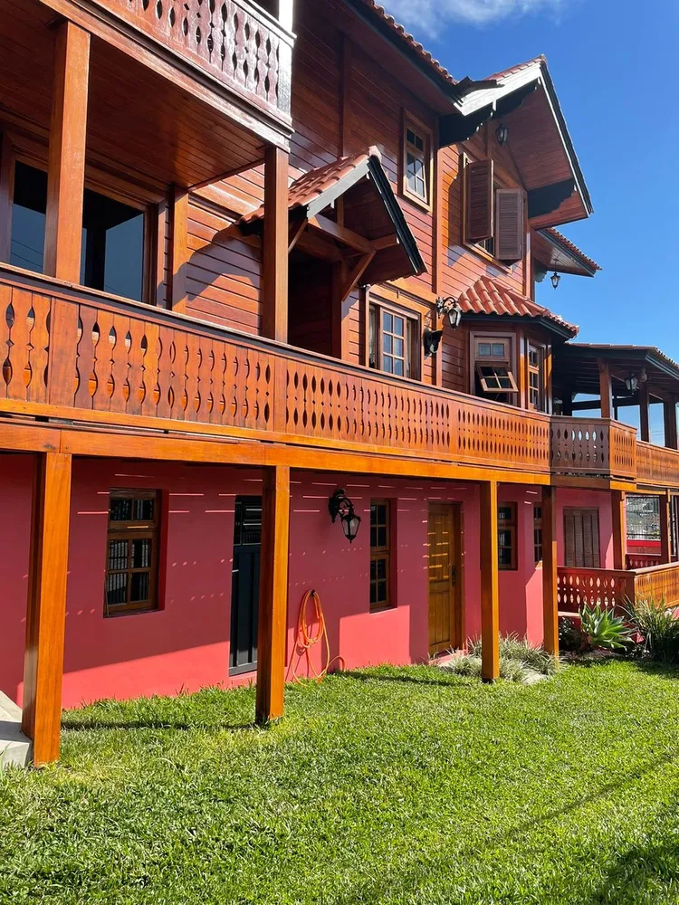 Casa, 4 quartos, 369 m² - Foto 1