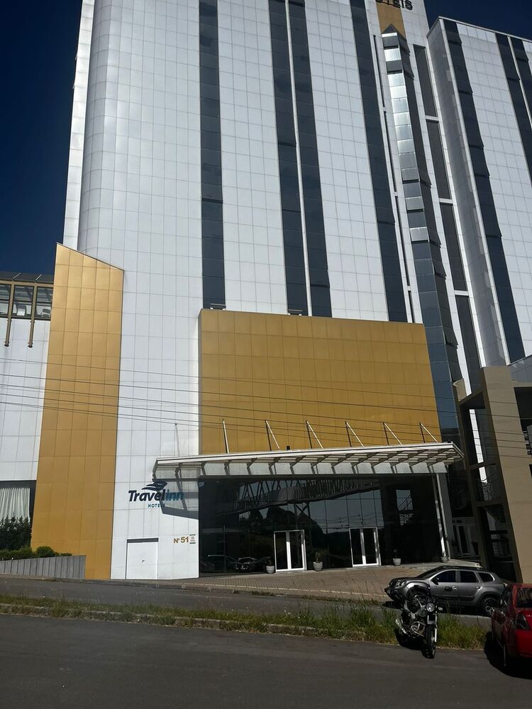 Apartamento à venda com 1 quarto, 24m² - Foto 2