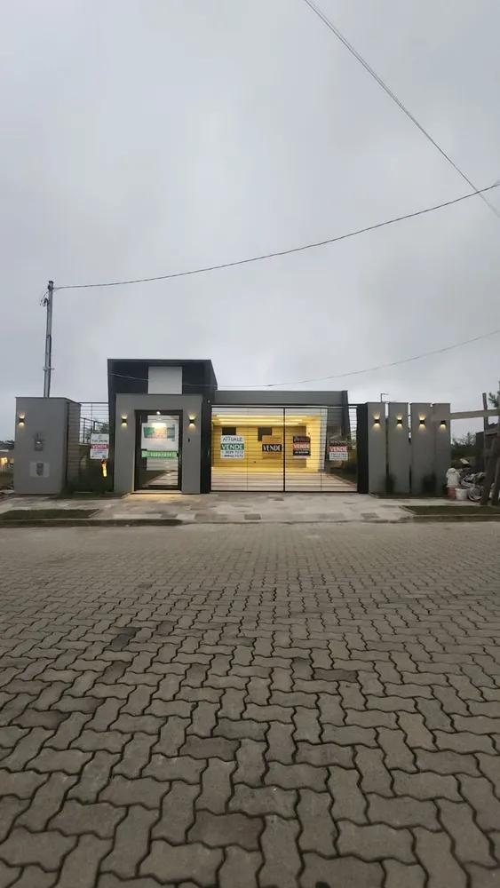 Casa, 3 quartos, 205 m² - Foto 1