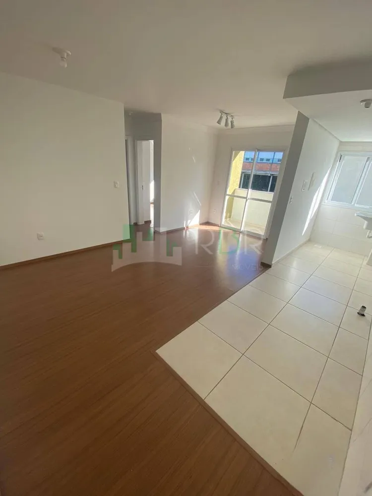 Apartamento, 3 quartos, 242 m² - Foto 2
