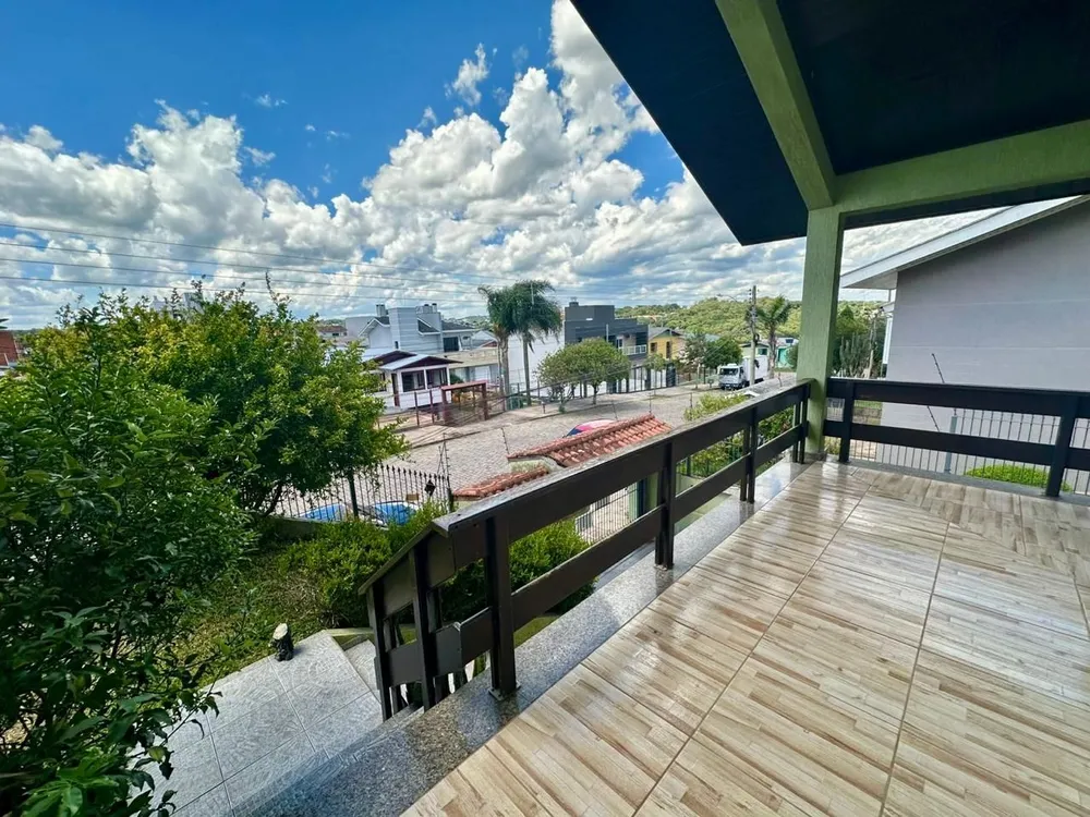 Casa, 4 quartos, 233 m² - Foto 3
