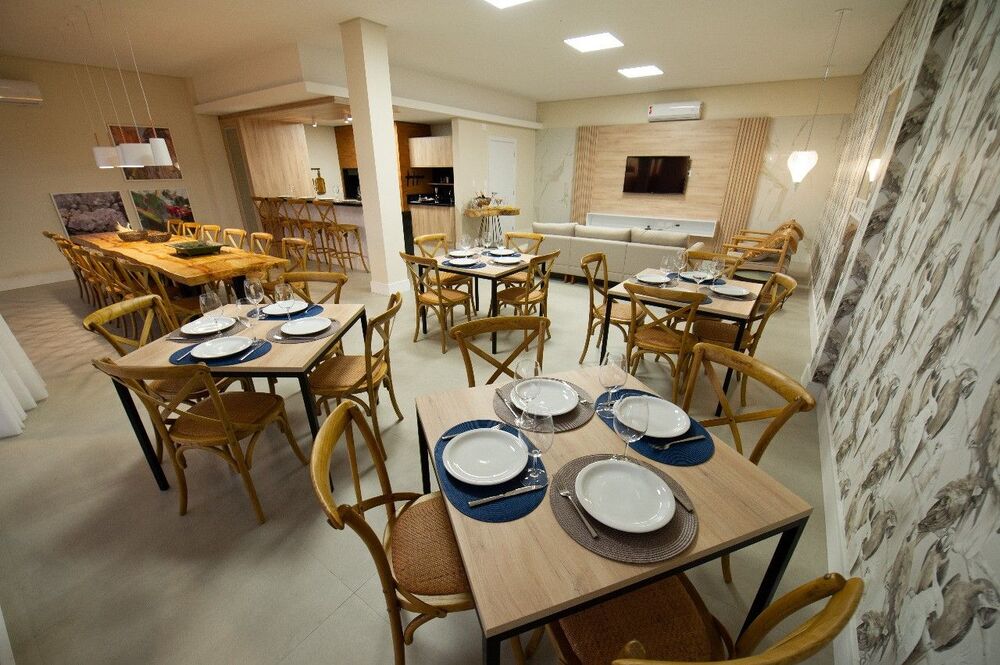 Casa à venda com 3 quartos, 560m² - Foto 4