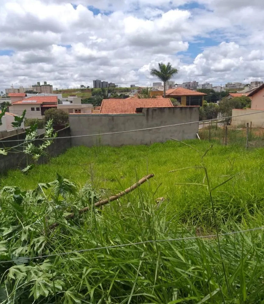 Terreno, 300 m² - Foto 2