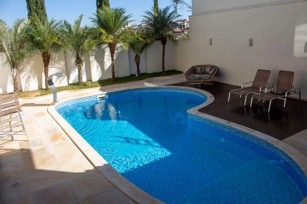 Casa, 3 quartos, 654 m² - Foto 1