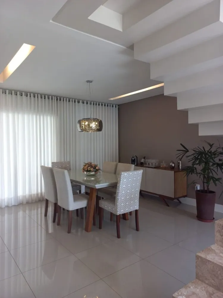 Casa, 3 quartos, 260 m² - Foto 4