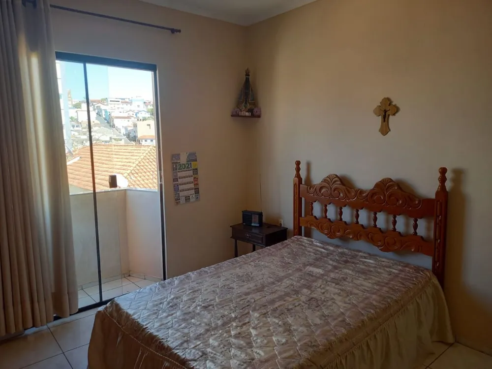 Casa, 2 quartos, 225 m² - Foto 3