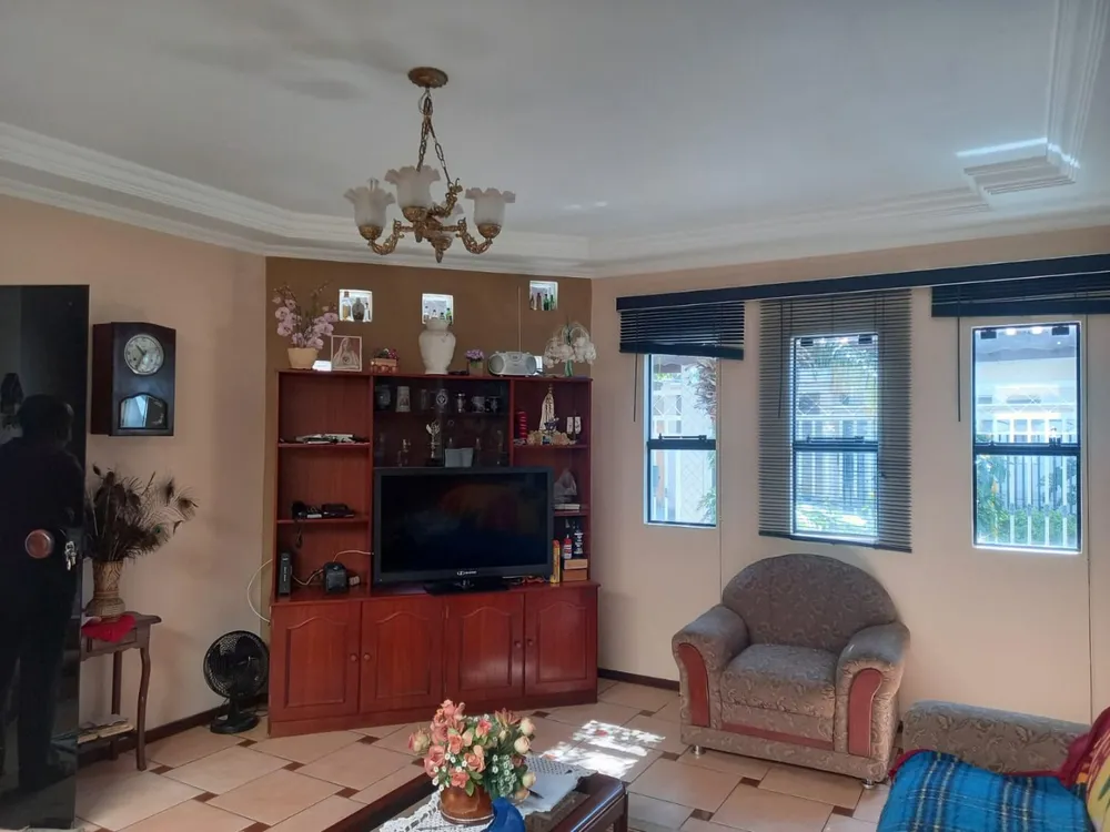 Casa, 2 quartos, 225 m² - Foto 2