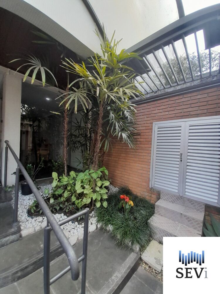 Apartamento à venda com 2 quartos, 60m² - Foto 4