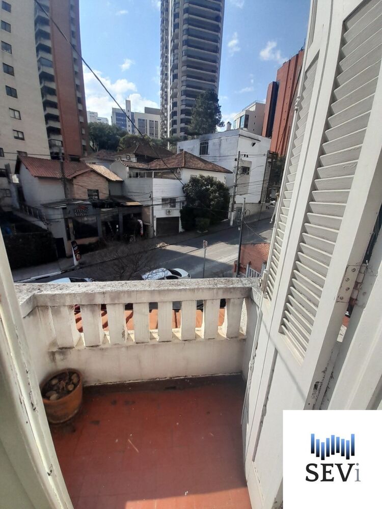 Casa à venda e aluguel com 4 quartos, 154m² - Foto 3