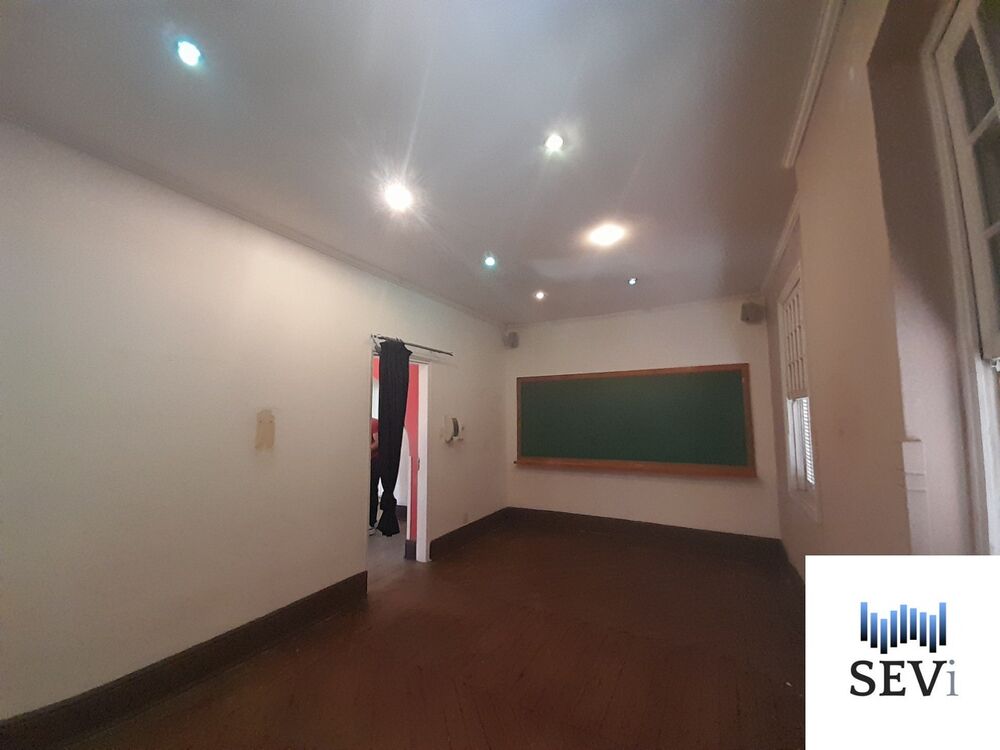 Casa à venda e aluguel com 4 quartos, 154m² - Foto 7