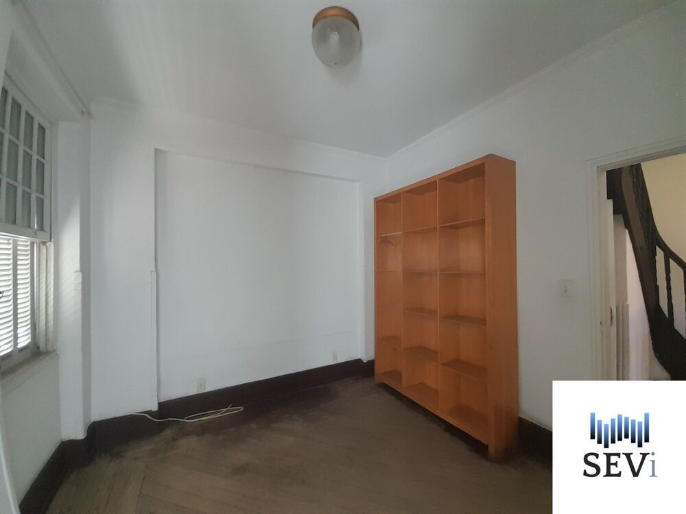 Casa à venda e aluguel com 4 quartos, 154m² - Foto 4