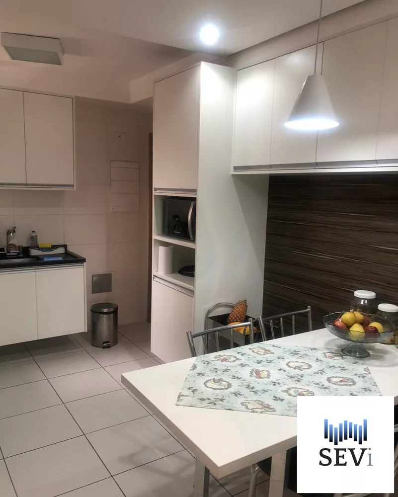 Apartamento à venda com 3 quartos, 113m² - Foto 4