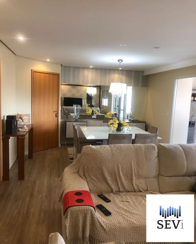 Apartamento à venda com 3 quartos, 113m² - Foto 2