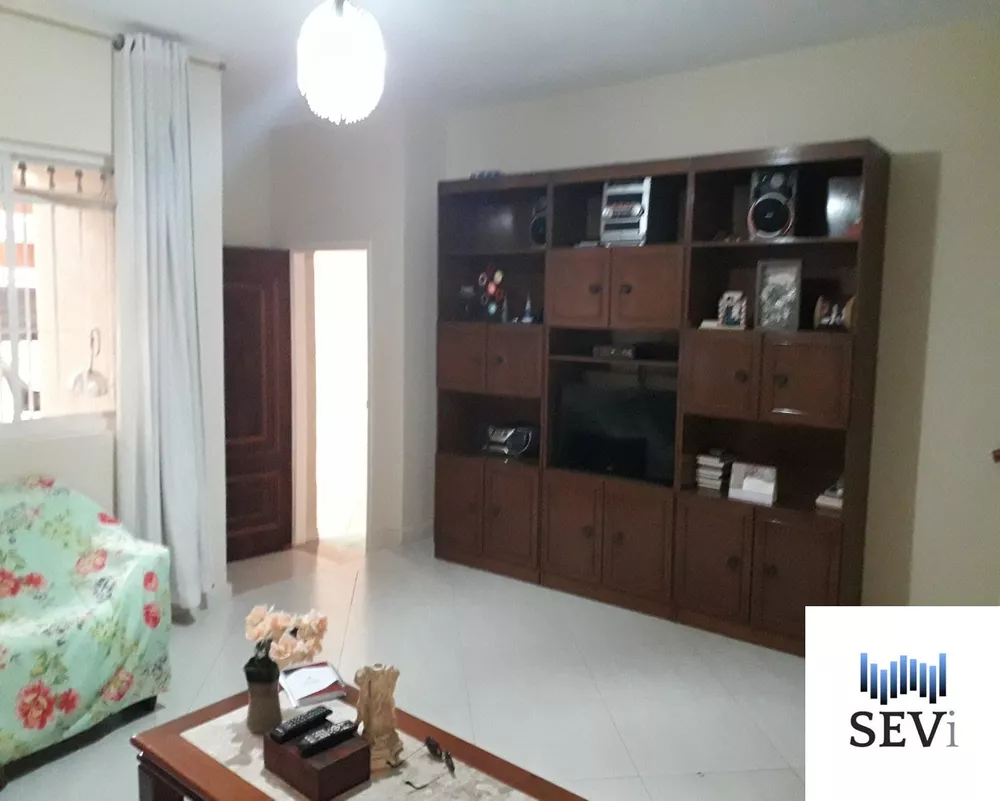 Casa para alugar com 3 quartos, 180m² - Foto 4