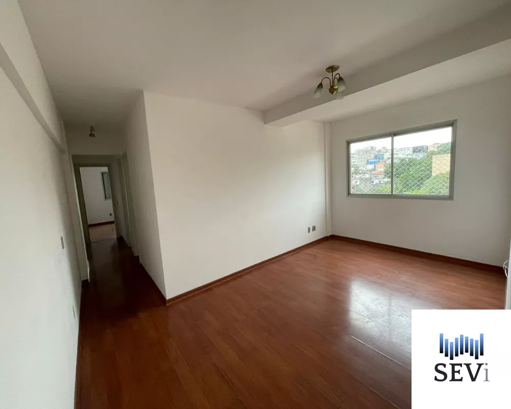 Apartamento à venda com 2 quartos, 61m² - Foto 3