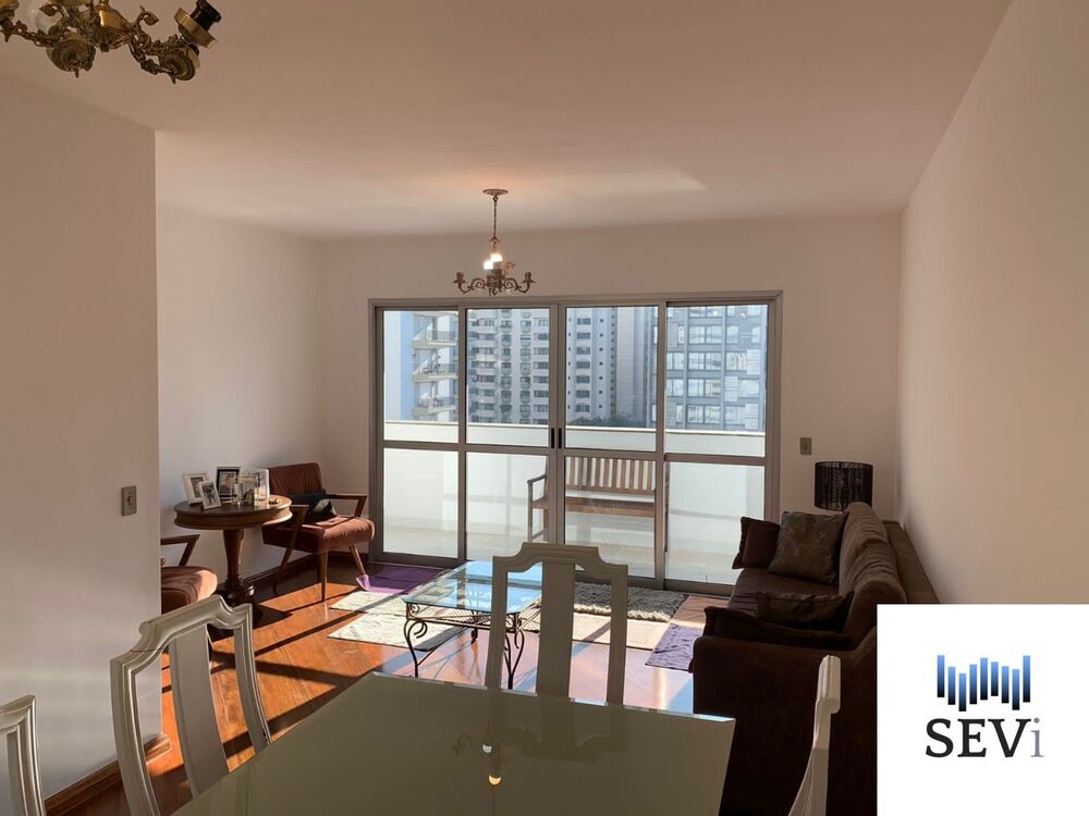 Apartamento para alugar com 4 quartos, 163m² - Foto 1