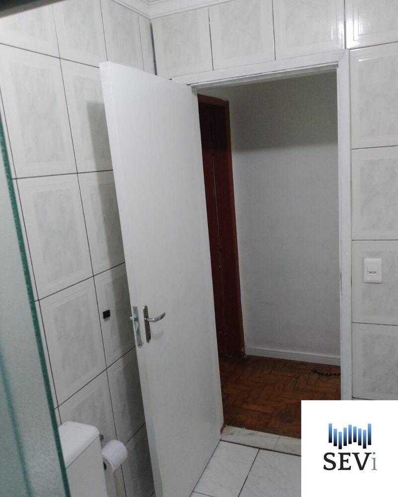 Casa à venda com 3 quartos, 180m² - Foto 4
