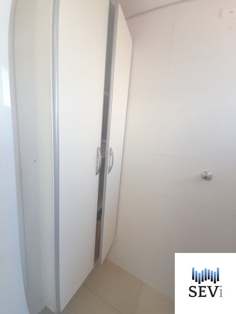Apartamento à venda com 2 quartos, 80m² - Foto 6