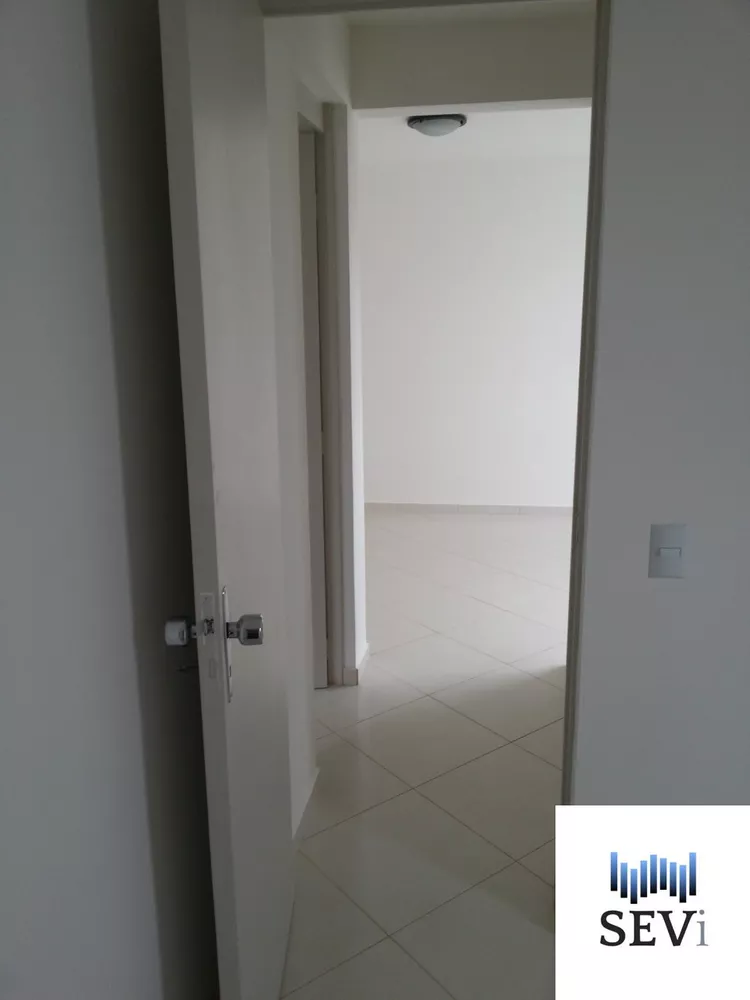 Apartamento à venda com 2 quartos, 50m² - Foto 42