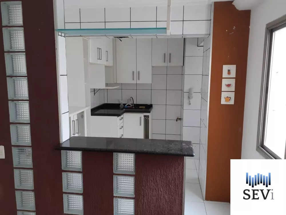 Apartamento à venda e aluguel com 2 quartos, 60m² - Foto 2