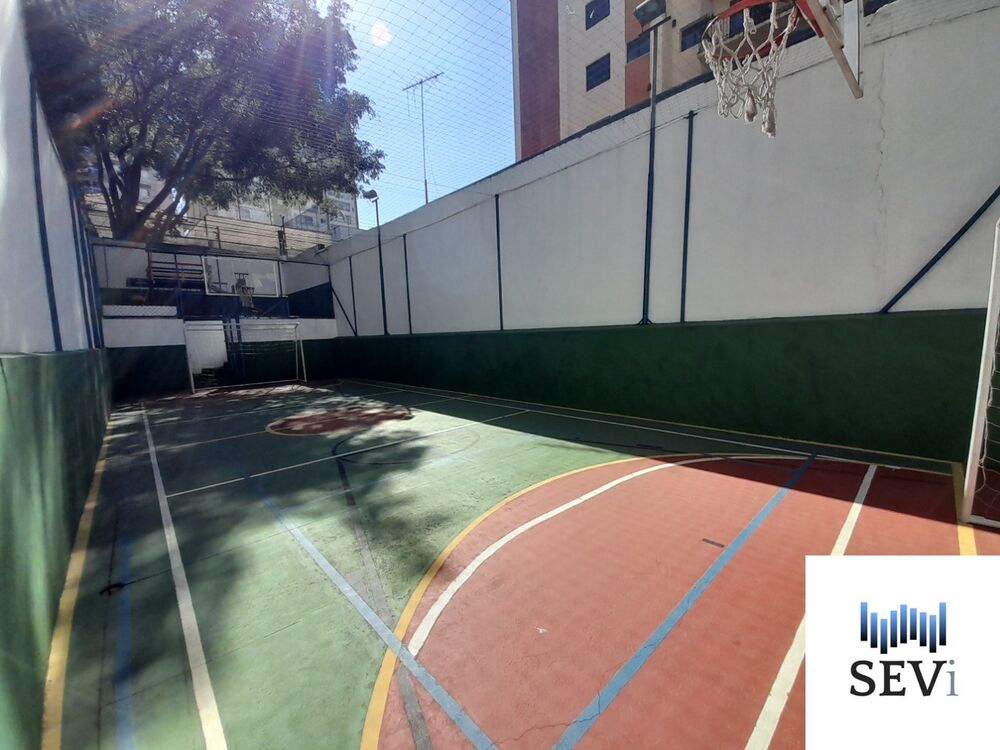Cobertura à venda com 2 quartos, 200m² - Foto 2