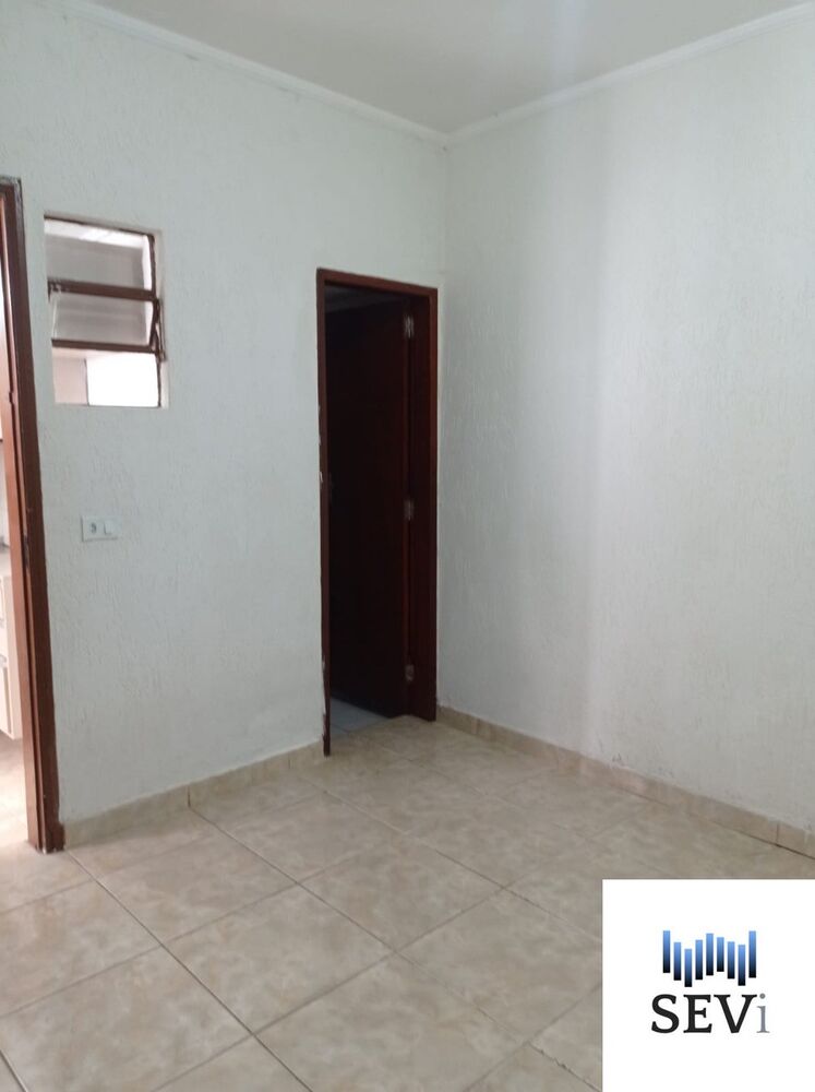 Casa para alugar com 1 quarto, 50m² - Foto 7