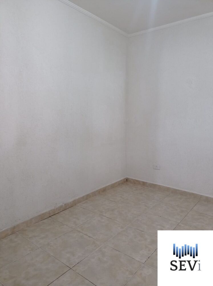 Casa para alugar com 1 quarto, 50m² - Foto 4