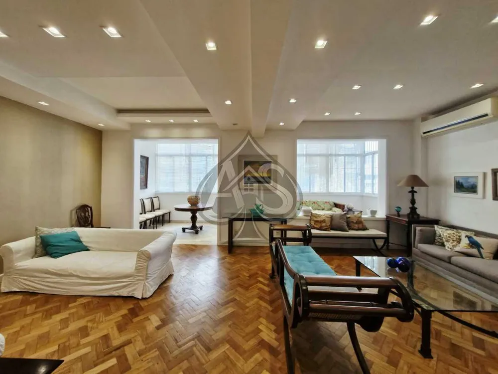 Apartamento, 3 quartos, 260 m² - Foto 1