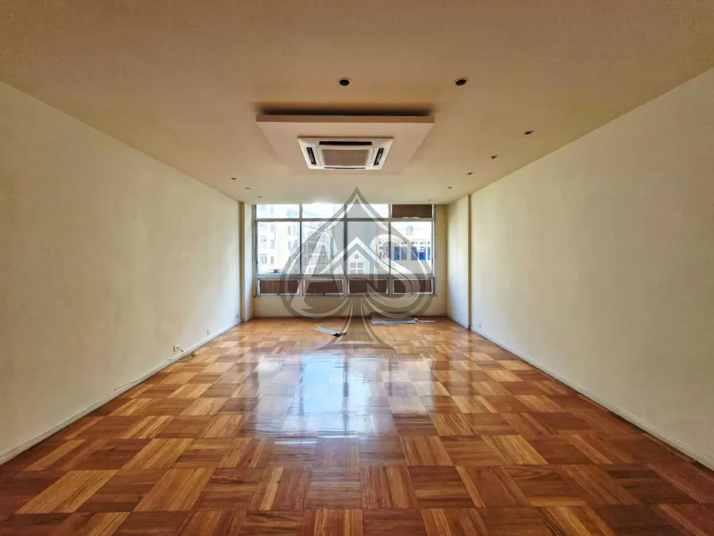Apartamento, 3 quartos, 196 m² - Foto 1