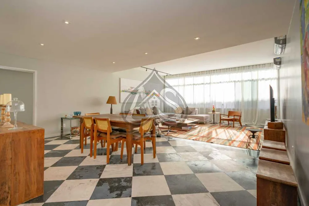 Apartamento, 4 quartos, 225 m² - Foto 1