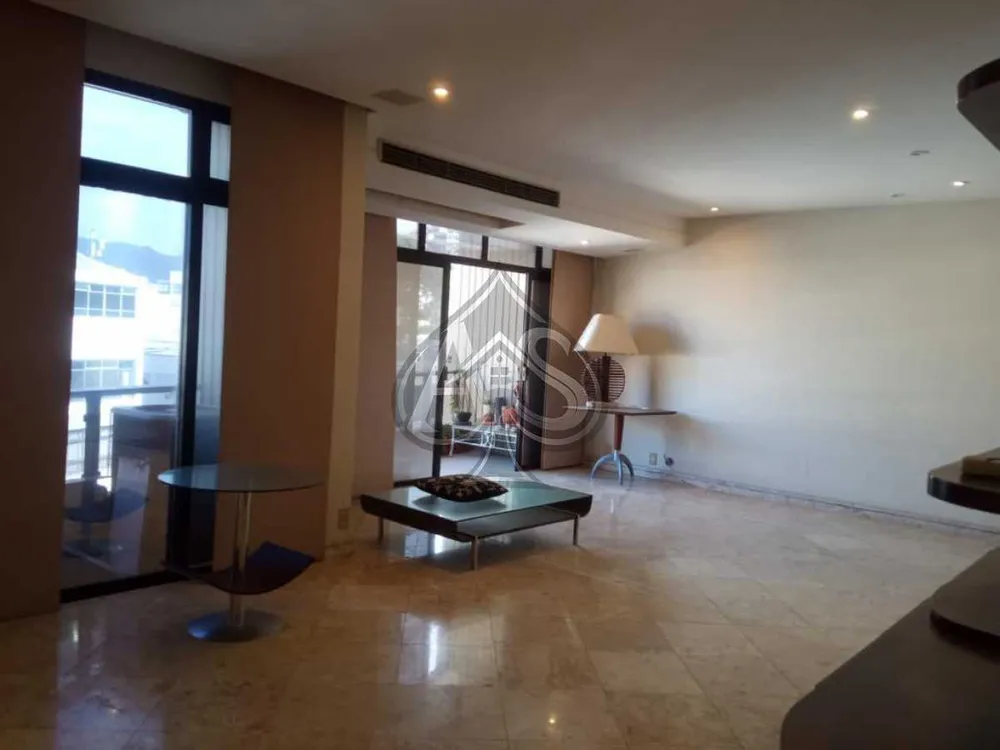 Apartamento, 3 quartos, 167 m² - Foto 1